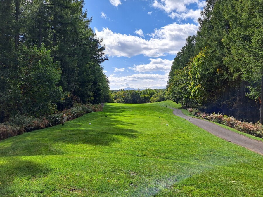 江東区大島のゴルフレッスン・いもりGSSのゴルフ場ガイド!!富良野GC編!