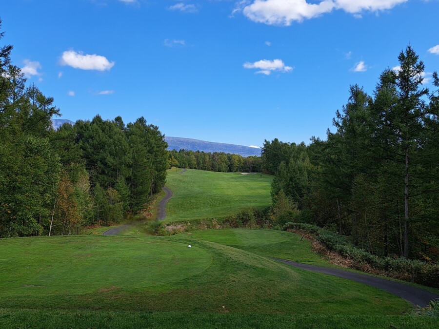 江東区大島のゴルフレッスン・いもりGSSのゴルフ場ガイド!!富良野GC編!