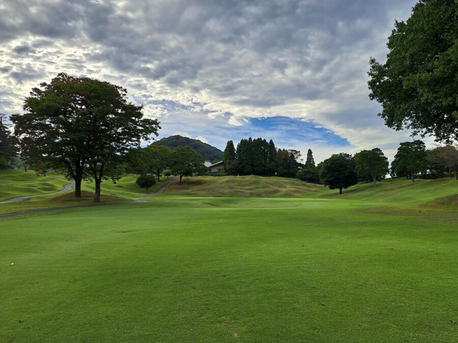 江東区大島のゴルフスクール・ゴルフレッスン・いもりGSSのゴルフ場ガイド!緑野CC編